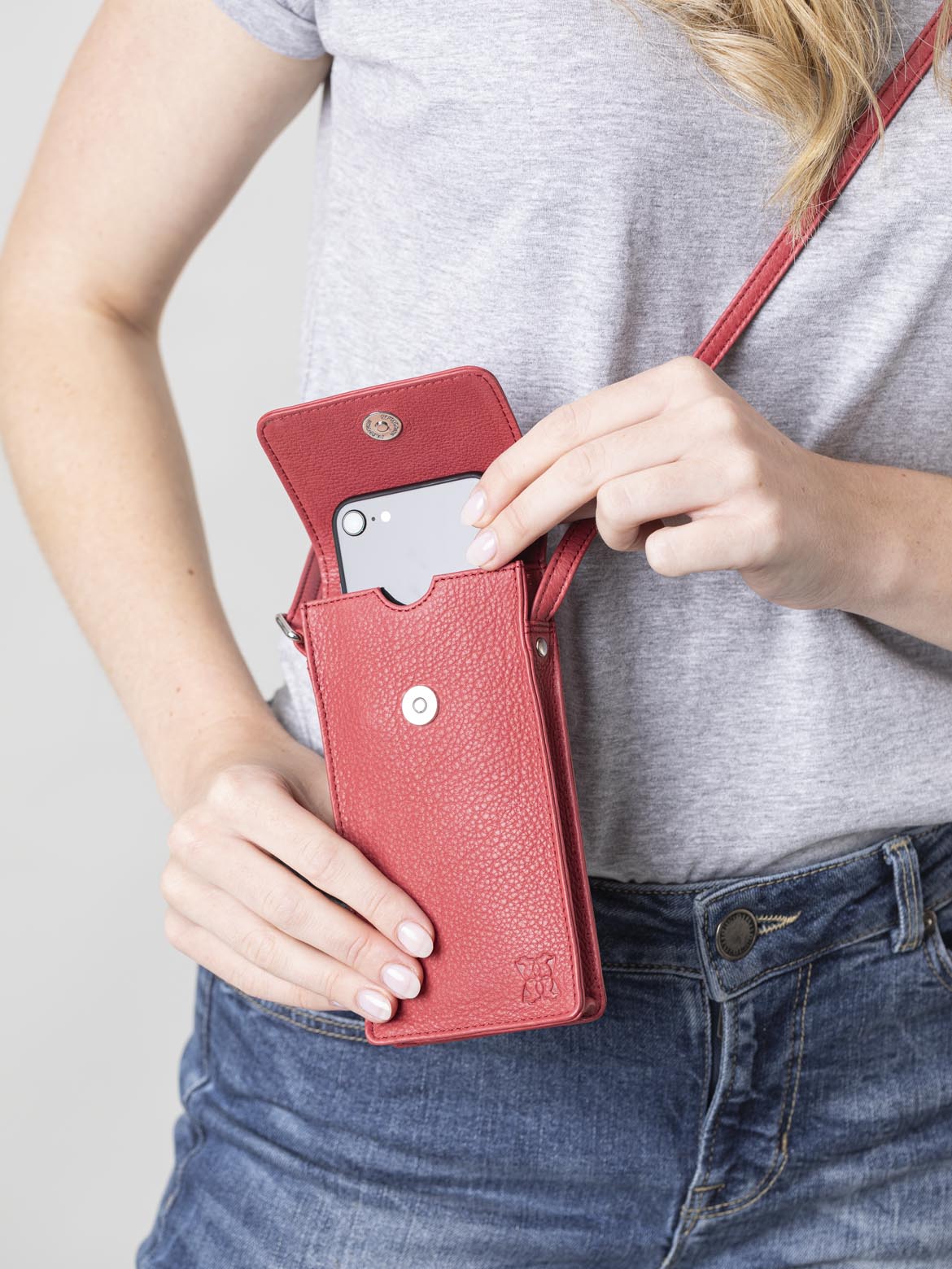 Bowness Leather Cross Body Phone Pouch