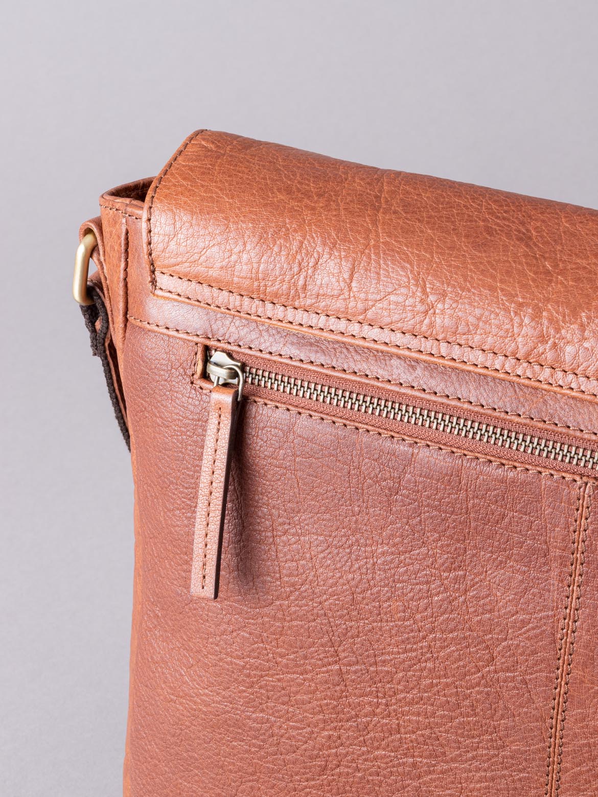 Keswick Large Leather Messenger Bag